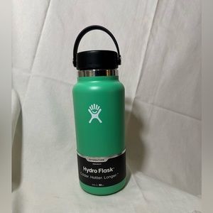Hydro Flask NEW Widemouth Water Bottle 32 oz